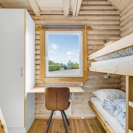 Feriehus Lovely In